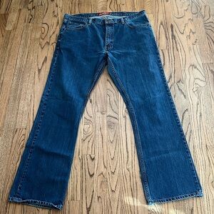 Arizona original boot cut jean.  Size 40 X 34. Length measures 32 1/2.